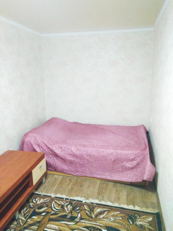 Двухкомнатная Квартира В Центре Okhtyrka Dış mekan fotoğraf